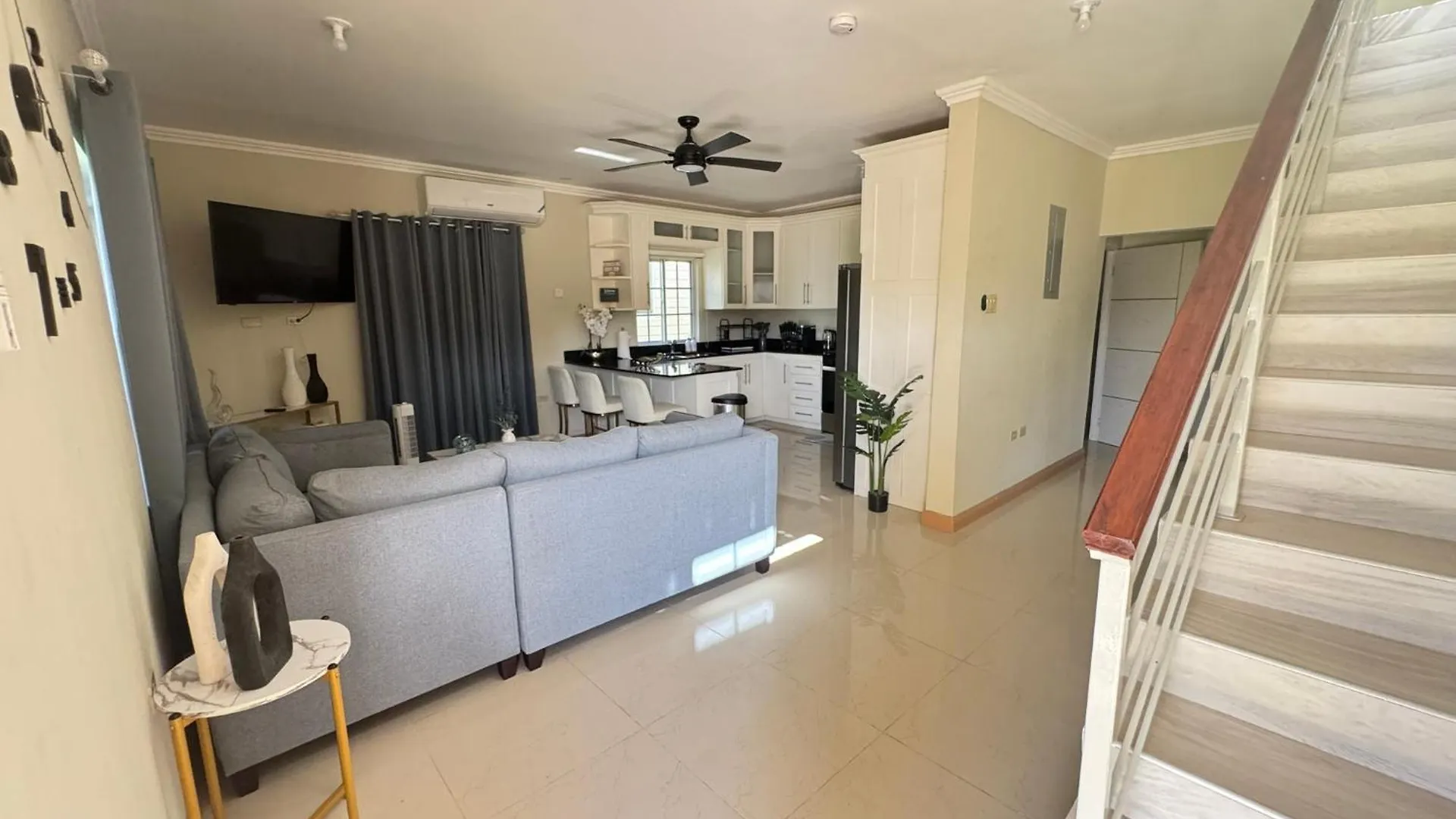 Semesterbostad Villa Vista Lancewood Meadows Ocho Rios Jamaica