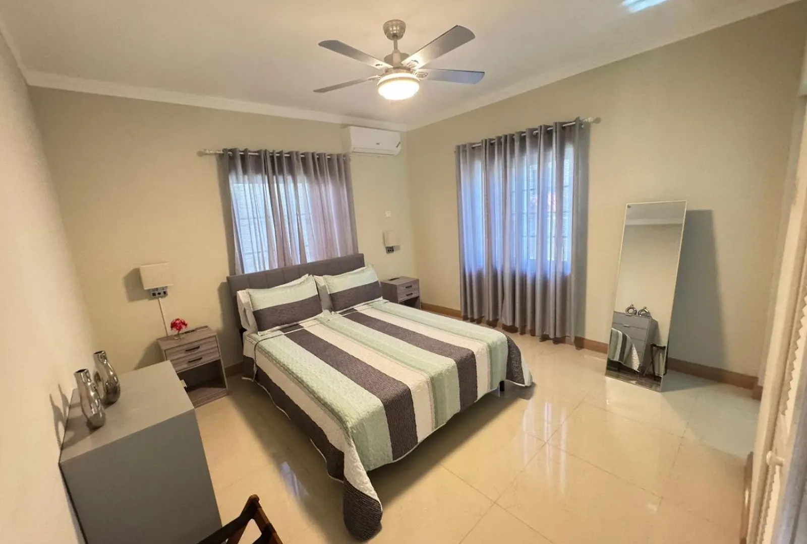 Villa Vista Lancewood Meadows Ocho Rios Jamaica Semesterbostad